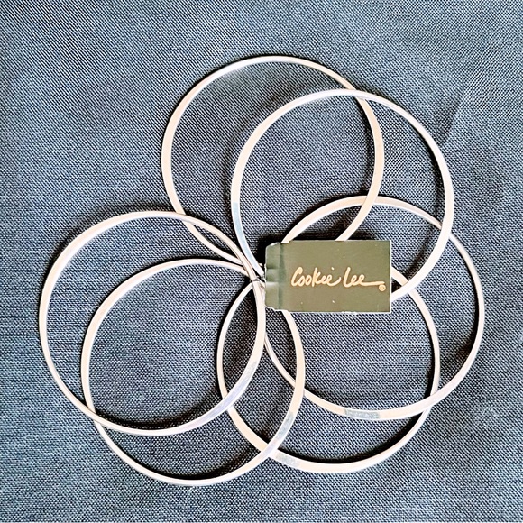 🌊6 Wavy Silver Tone Bracelets by Cookie Lee - Picture 4 of 6
